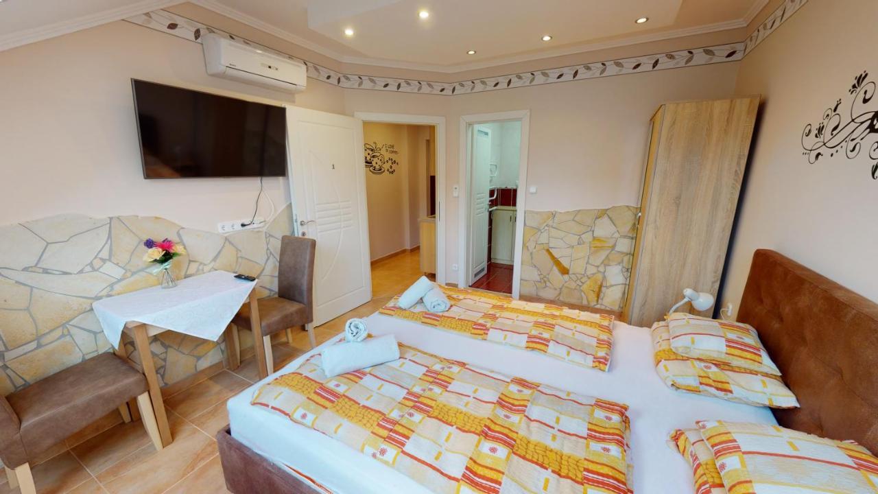 Cristian Apartman Гайдусобосло Екстер'єр фото