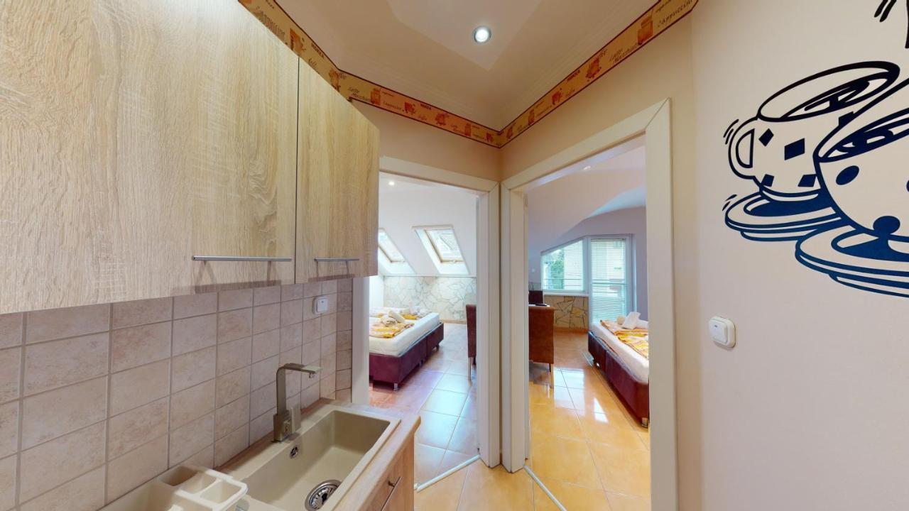 Cristian Apartman Гайдусобосло Екстер'єр фото